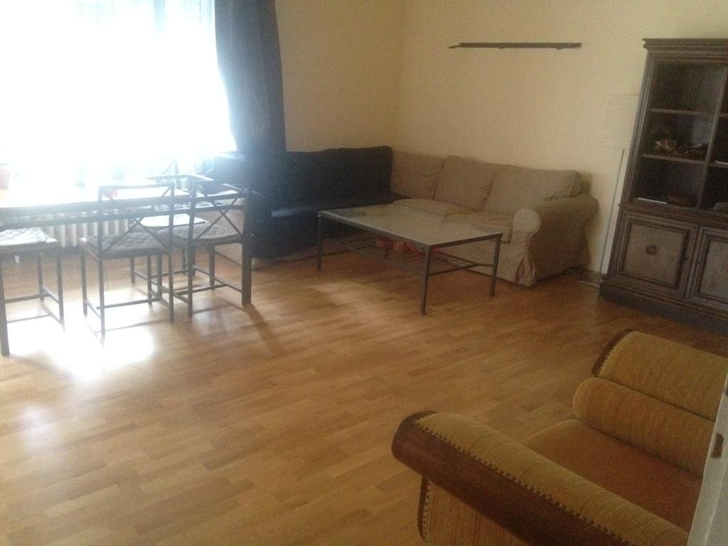 Hotel Rose Valley Budapest Bagian luar foto